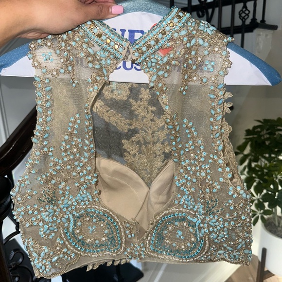 Abby Paris two- piece prom dress - Picture 2 of 7